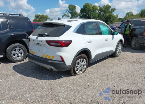 2024 Ford Escape Active z USA, uszkodzony, nr VIN 1FMCU0GN8RUA82631